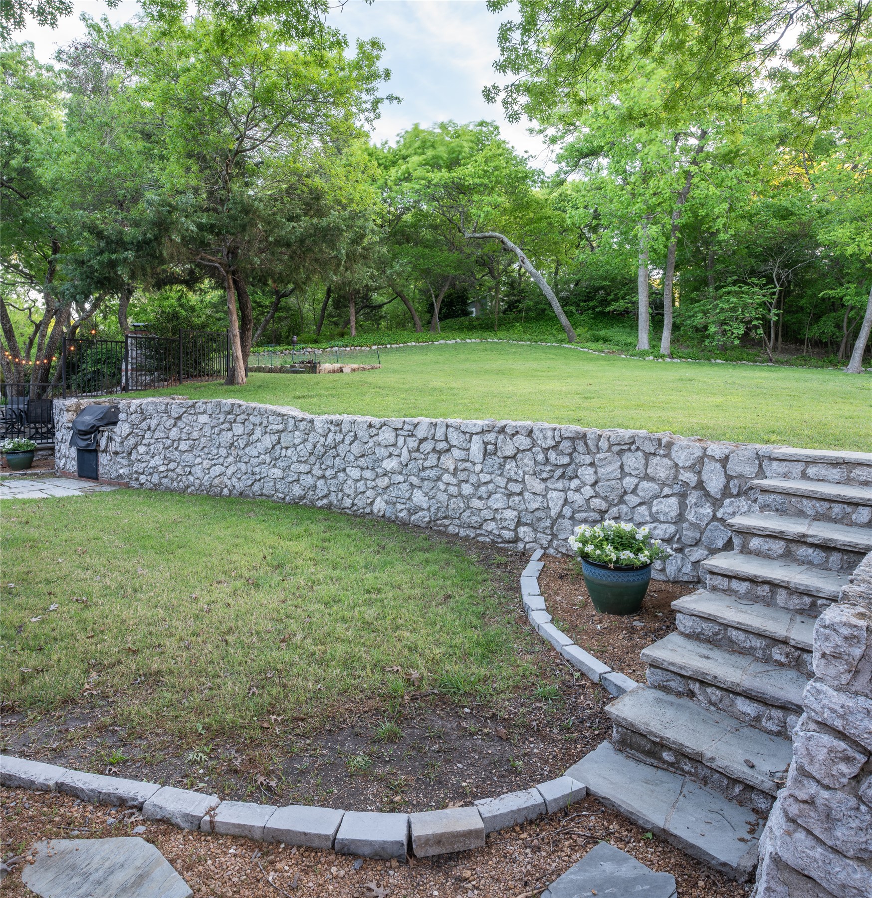 810 Quail Rise Fairview TX 75069
