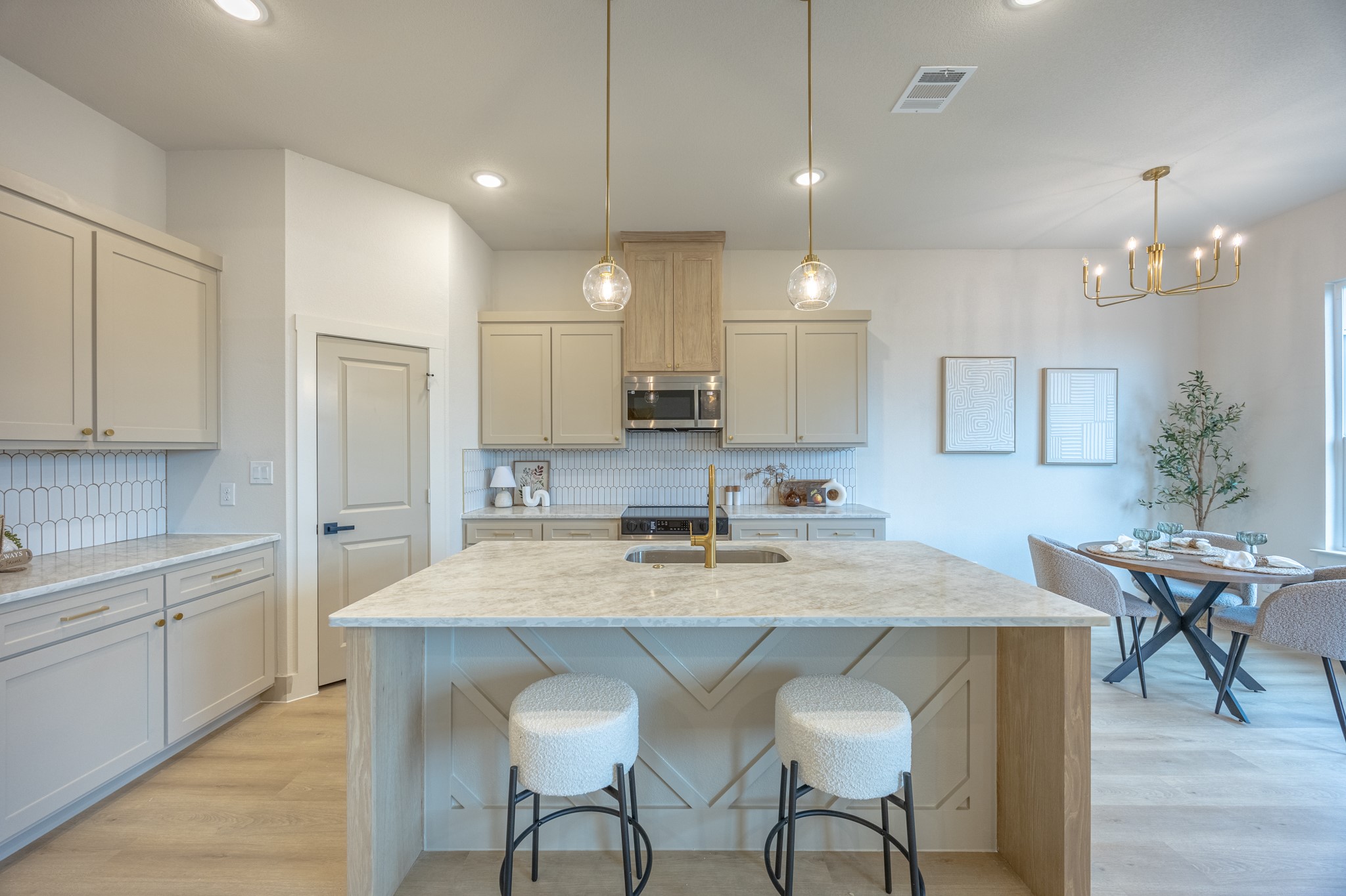 3325 Avenue G Fort Worth TX 76105
