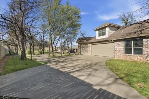 3714 Cove Timber Avenue Granbury TX 76049