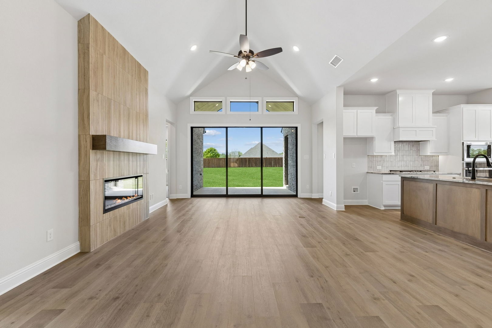 201 Cross Timbers Street Azle TX 76020