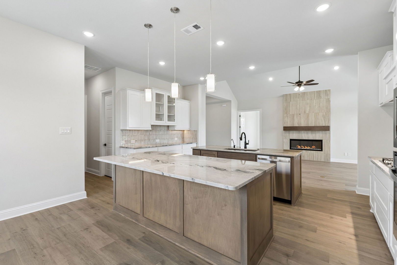 201 Cross Timbers Street Azle TX 76020
