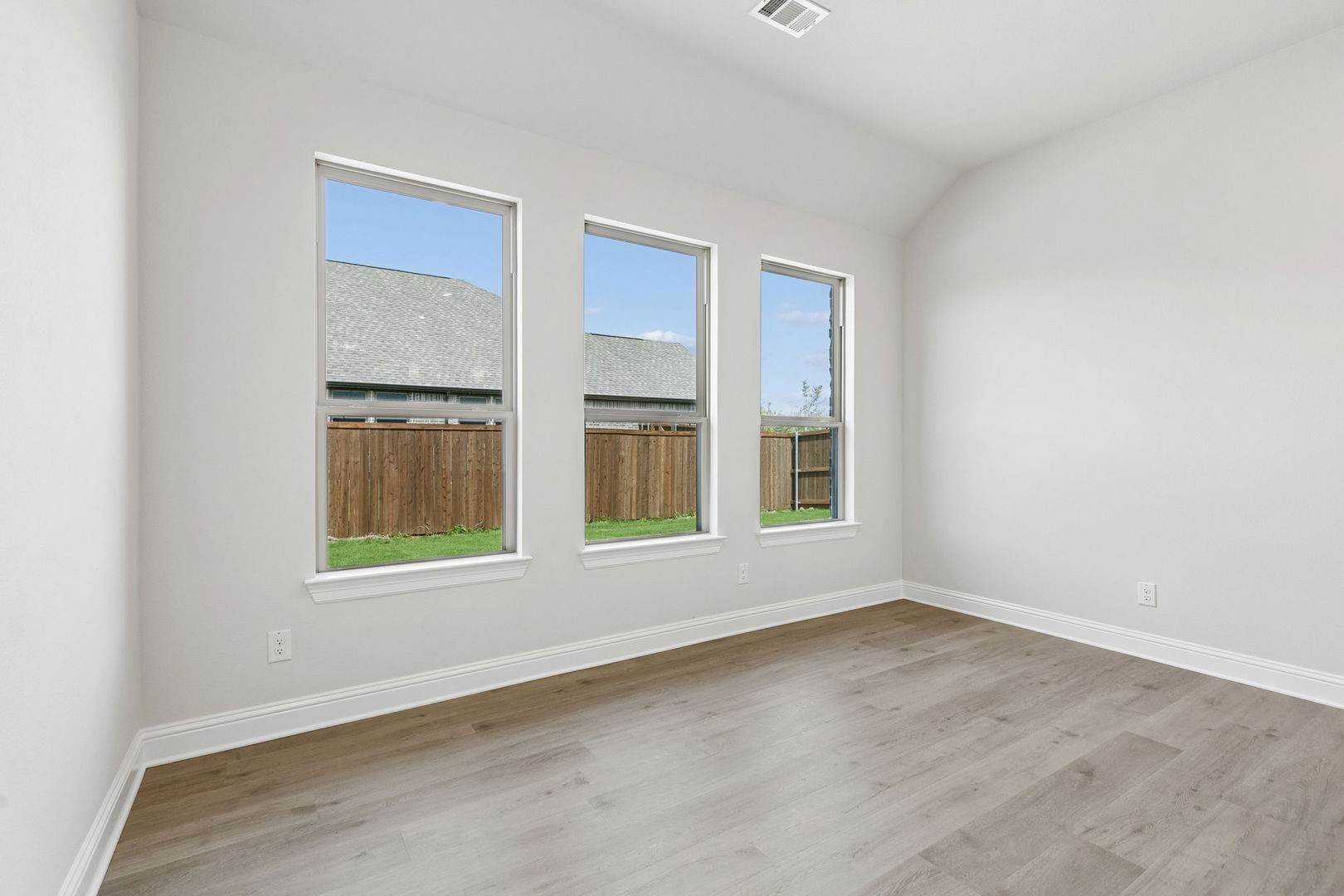 201 Cross Timbers Street Azle TX 76020