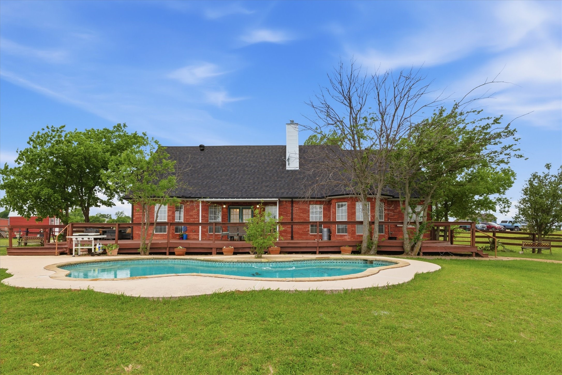 1690 Lawlis Lane Sanger TX 76266