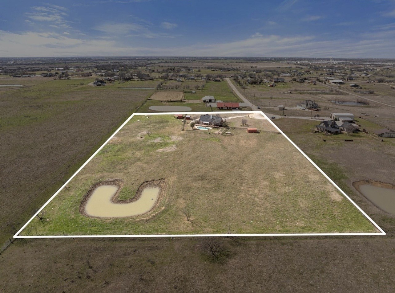 1690 Lawlis Lane Sanger TX 76266