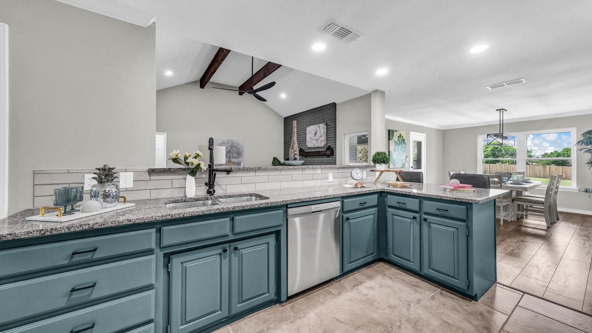 142 Lori Drive Willow Park TX 76087
