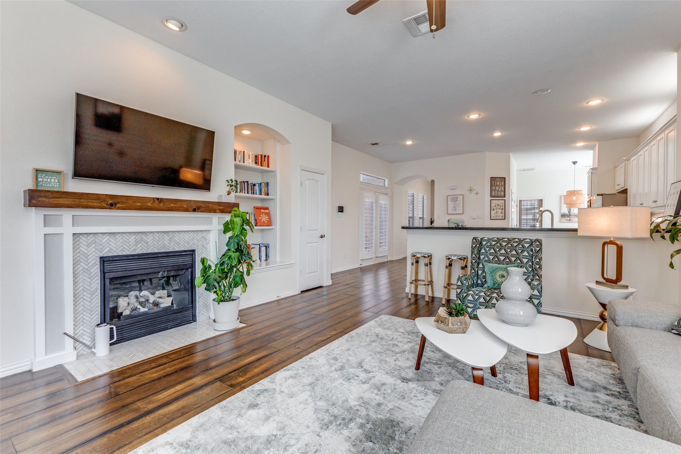 6803 Hawks Nest Court Dallas TX 75227