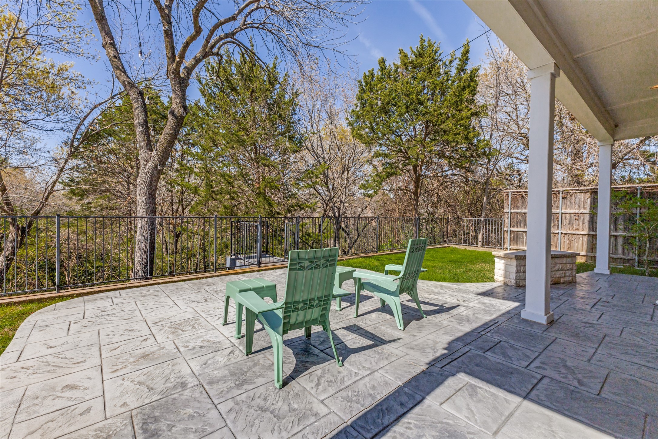 6803 Hawks Nest Court Dallas TX 75227