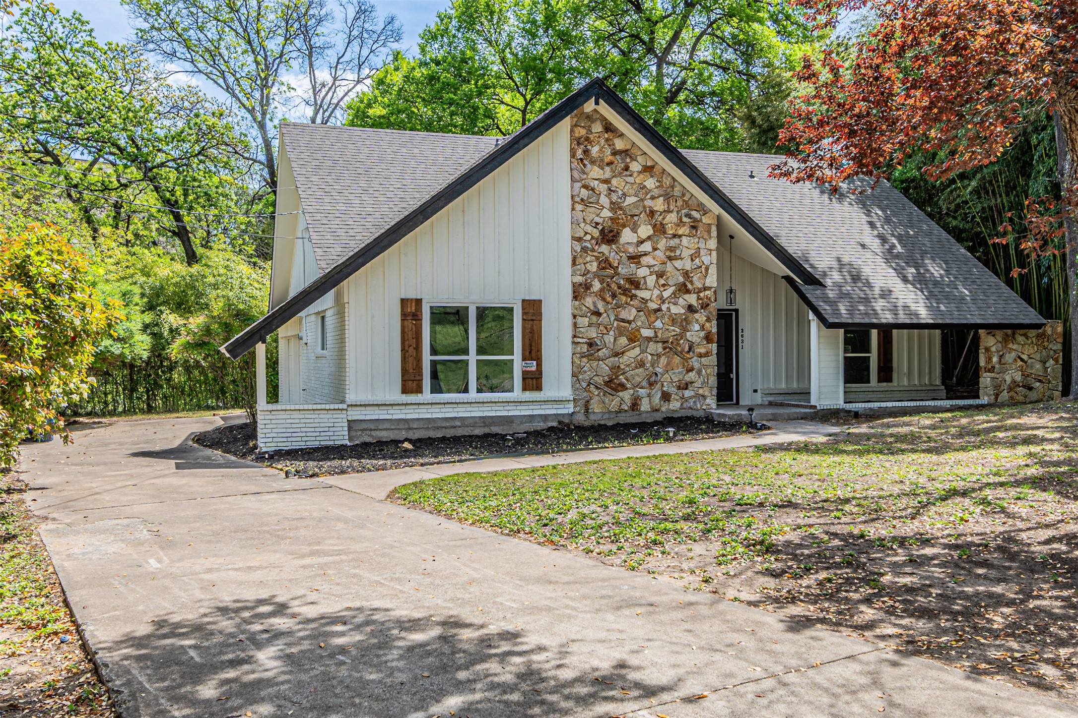 2631 Deep Hill Circle Dallas TX 75233