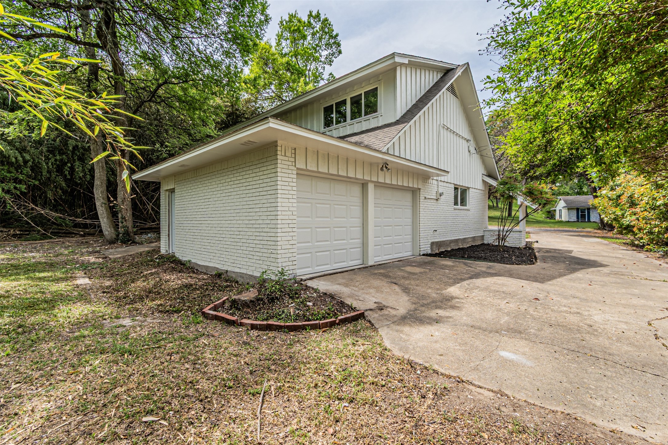2631 Deep Hill Circle Dallas TX 75233