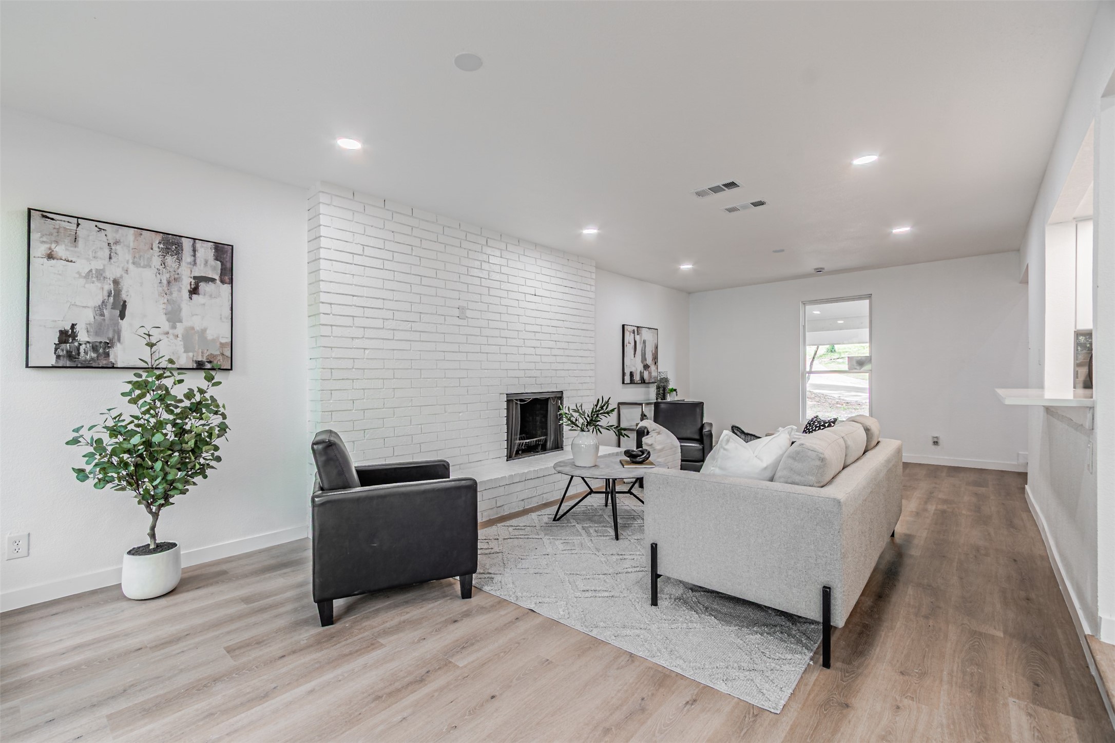 2631 Deep Hill Circle Dallas TX 75233