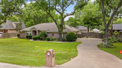8912 Green Leaves Drive Granbury TX 76049