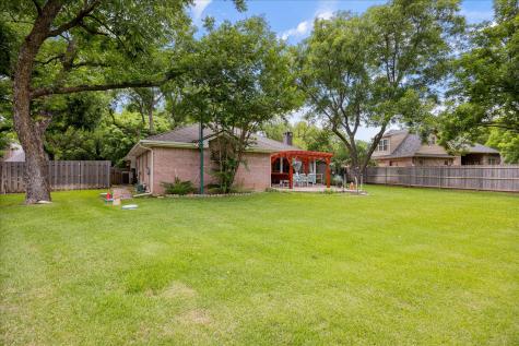 8912 Green Leaves Drive Granbury TX 76049