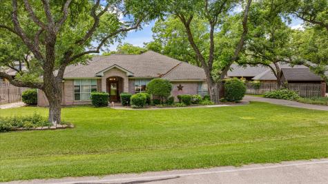 8912 Green Leaves Drive Granbury TX 76049
