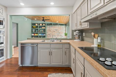 7879 Querida Lane Dallas TX 75248