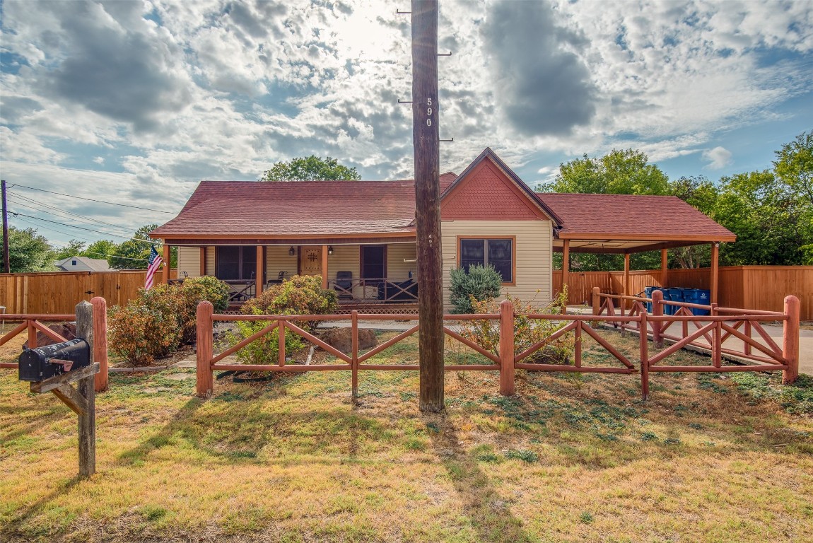 401 N Spears Street Alvarado TX 76009