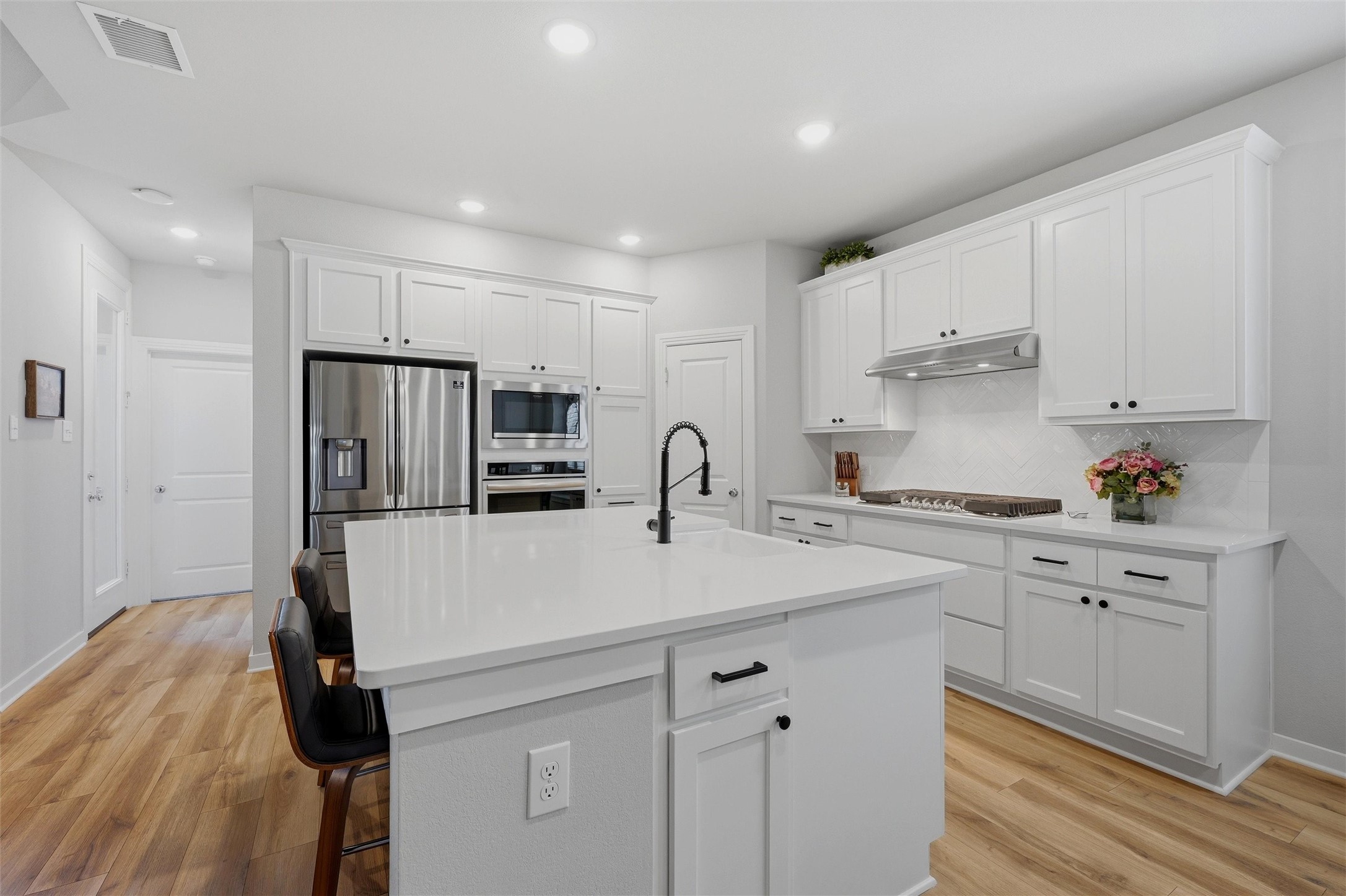 3913 Southbend Drive Denison TX 75020