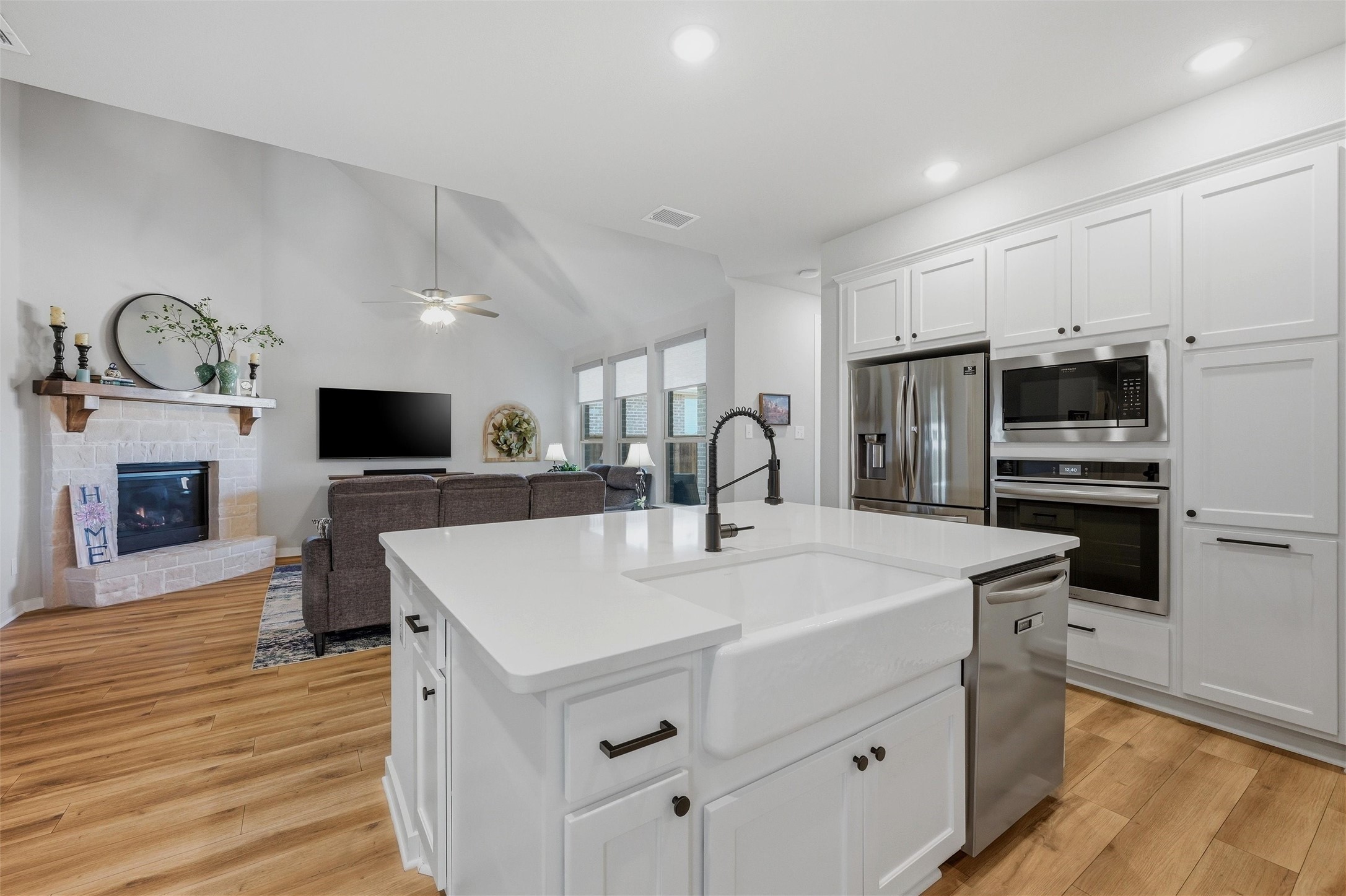 3913 Southbend Drive Denison TX 75020