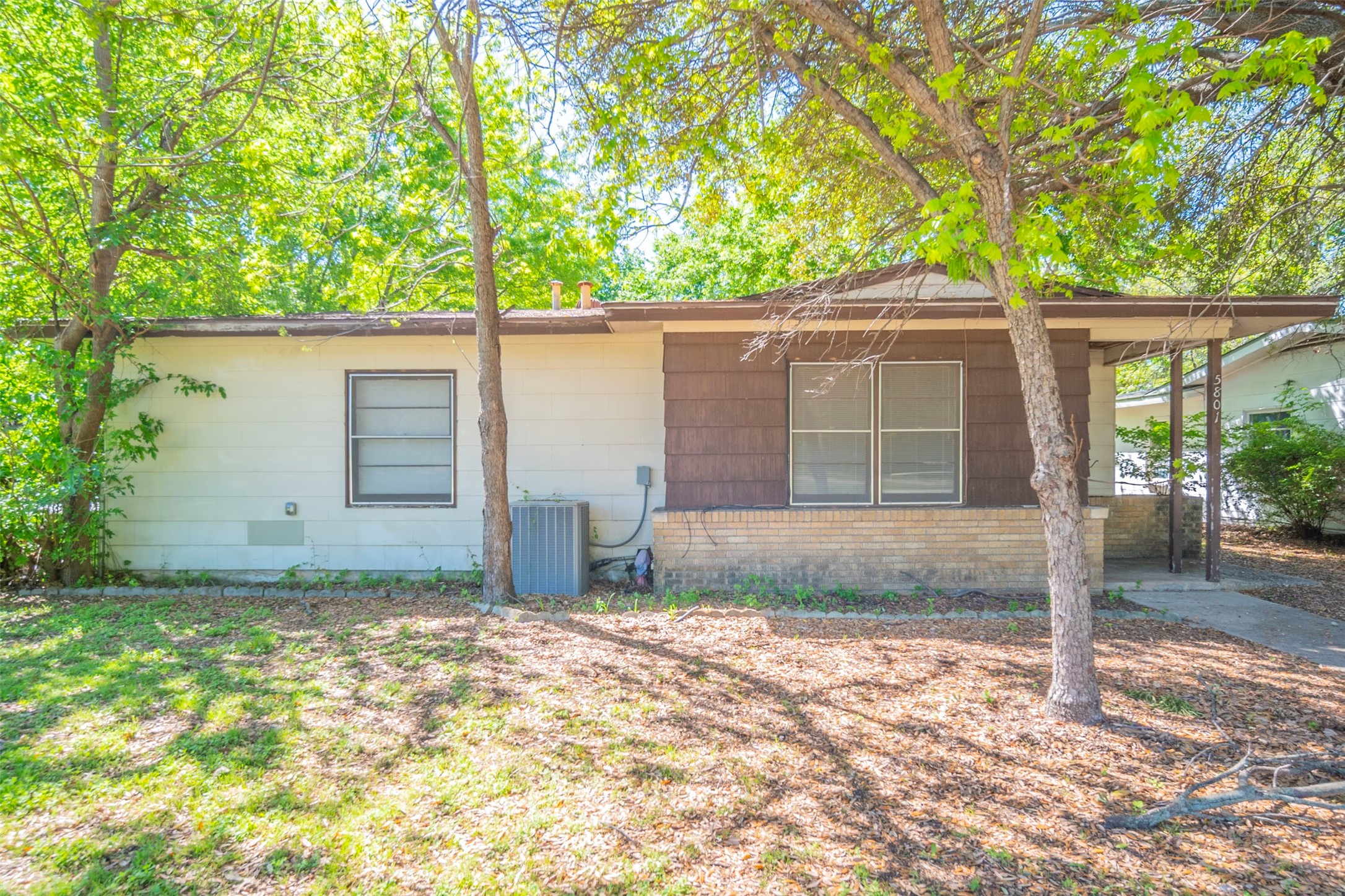 5801 Holloway Street Westworth Village TX 76114