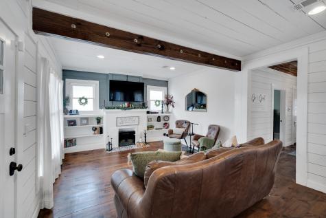 111 Mckenzie Street Waxahachie TX 75165