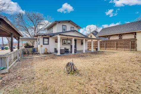 111 Mckenzie Street Waxahachie TX 75165