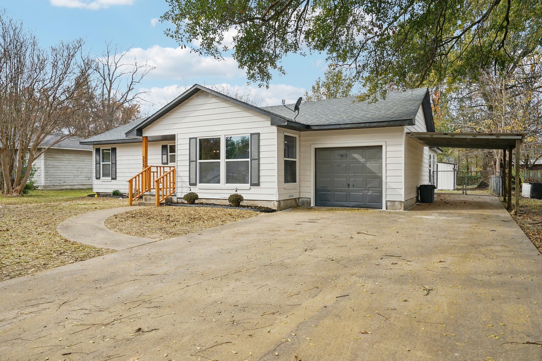 305 Westvue Street Terrell TX 75160