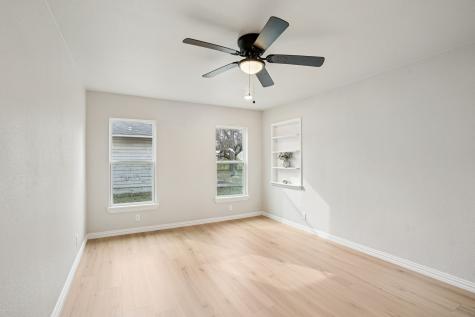 305 Westvue Street Terrell TX 75160