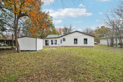 305 Westvue Street Terrell TX 75160