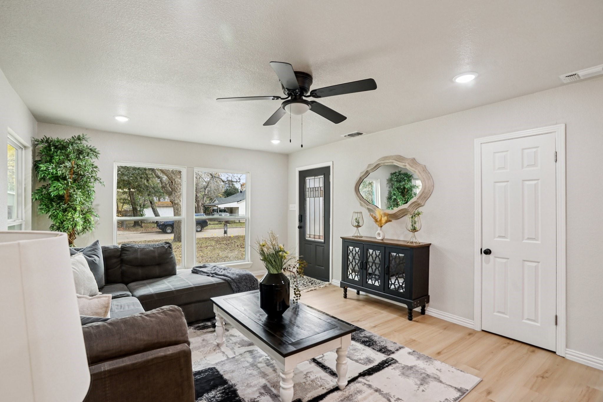 305 Westvue Street Terrell TX 75160
