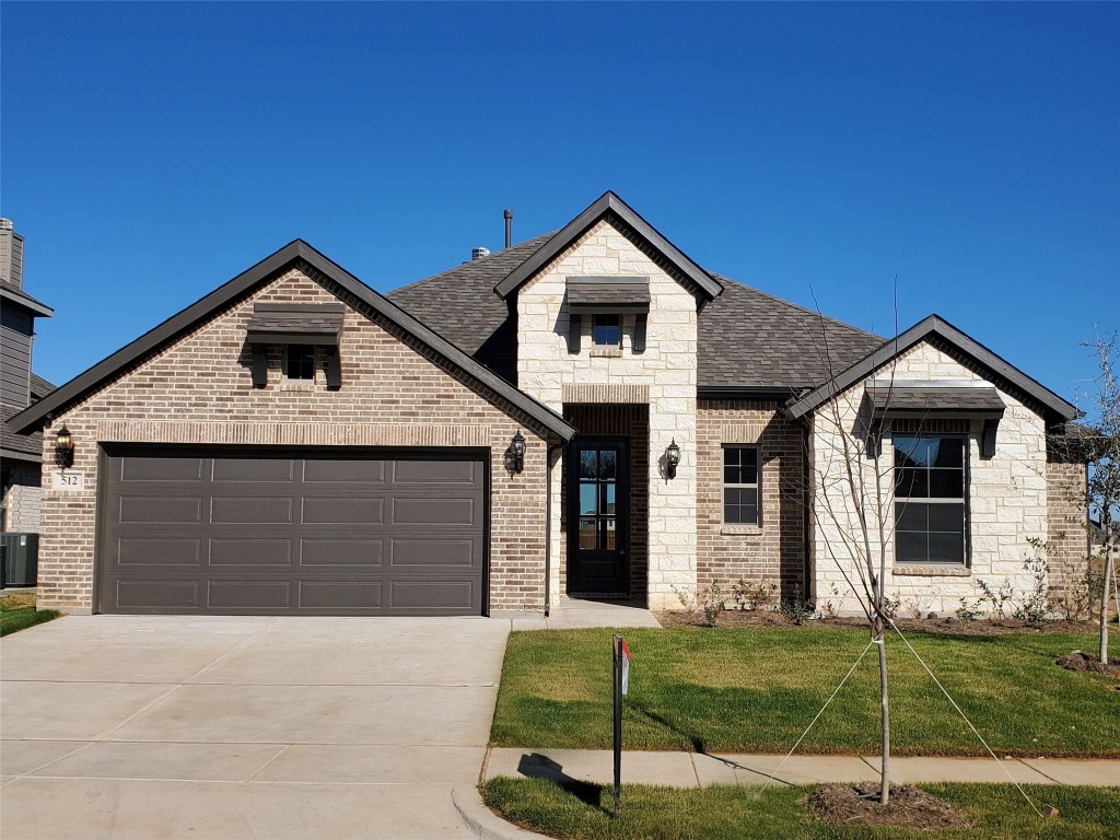512 Ramon Street Burleson TX 76028