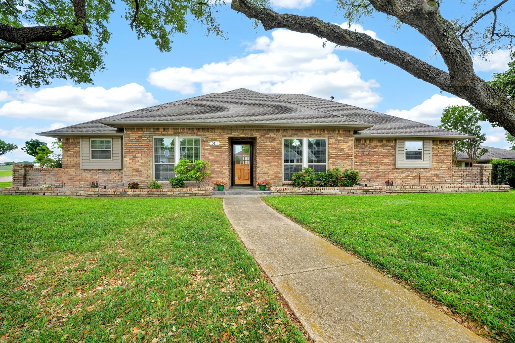 10114 Lawler Road Dallas TX 75243