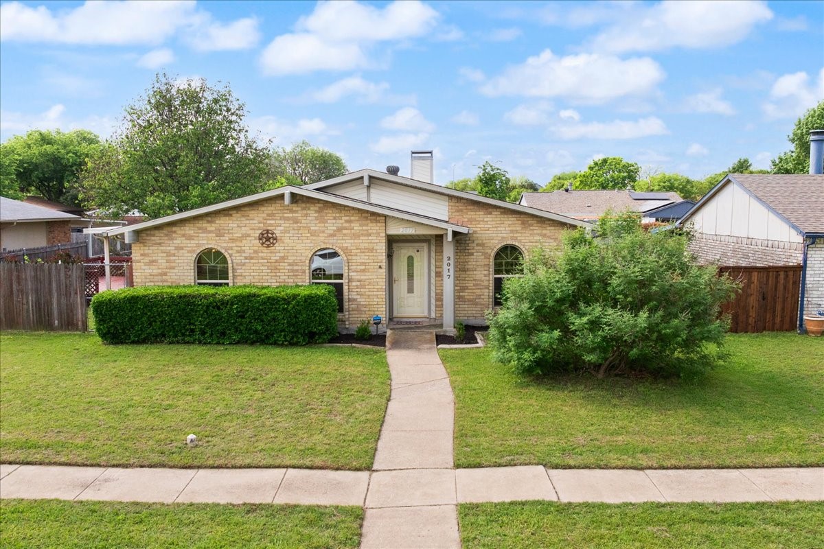 2017 Montana Trail Grand Prairie TX 75052