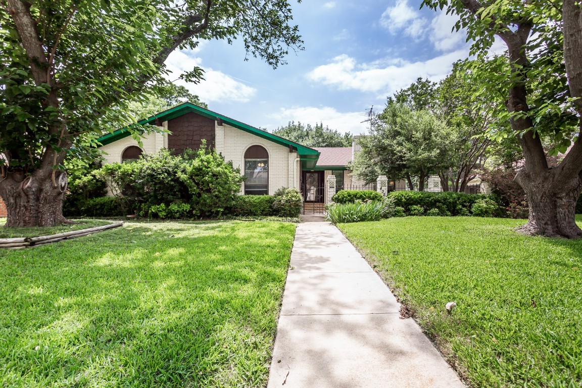 4321 Cinnabar Drive Dallas TX 75227