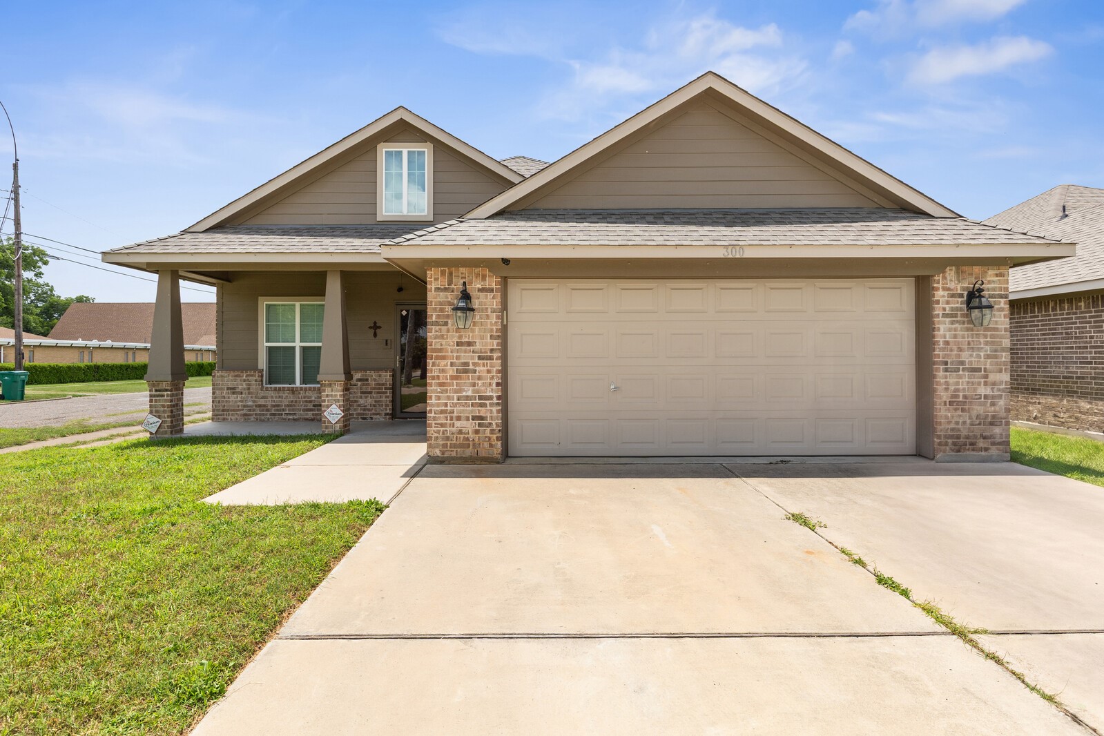 300 N Bermuda Street Lacy Lakeview TX 76705