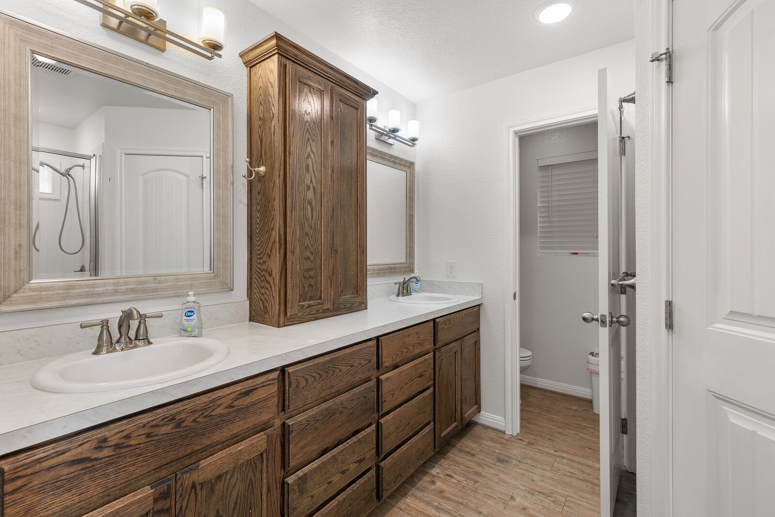 300 N Bermuda Street Lacy Lakeview TX 76705