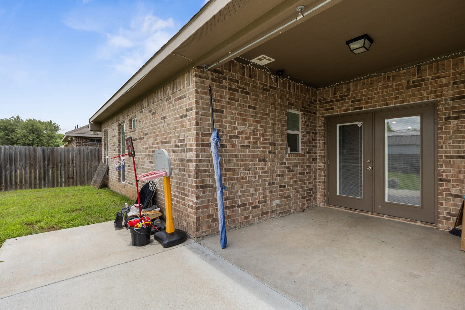 300 N Bermuda Street Lacy Lakeview TX 76705