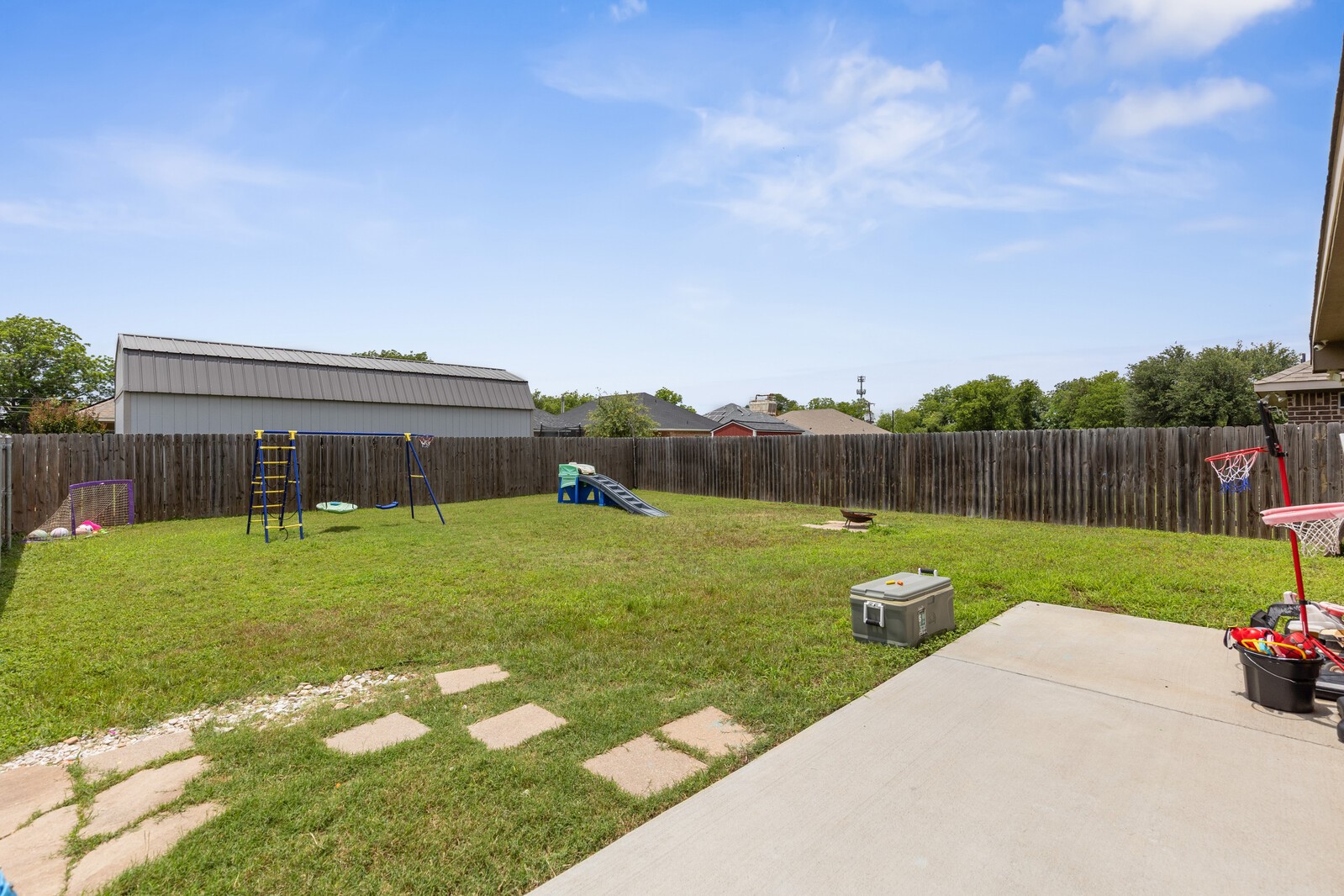 300 N Bermuda Street Lacy Lakeview TX 76705