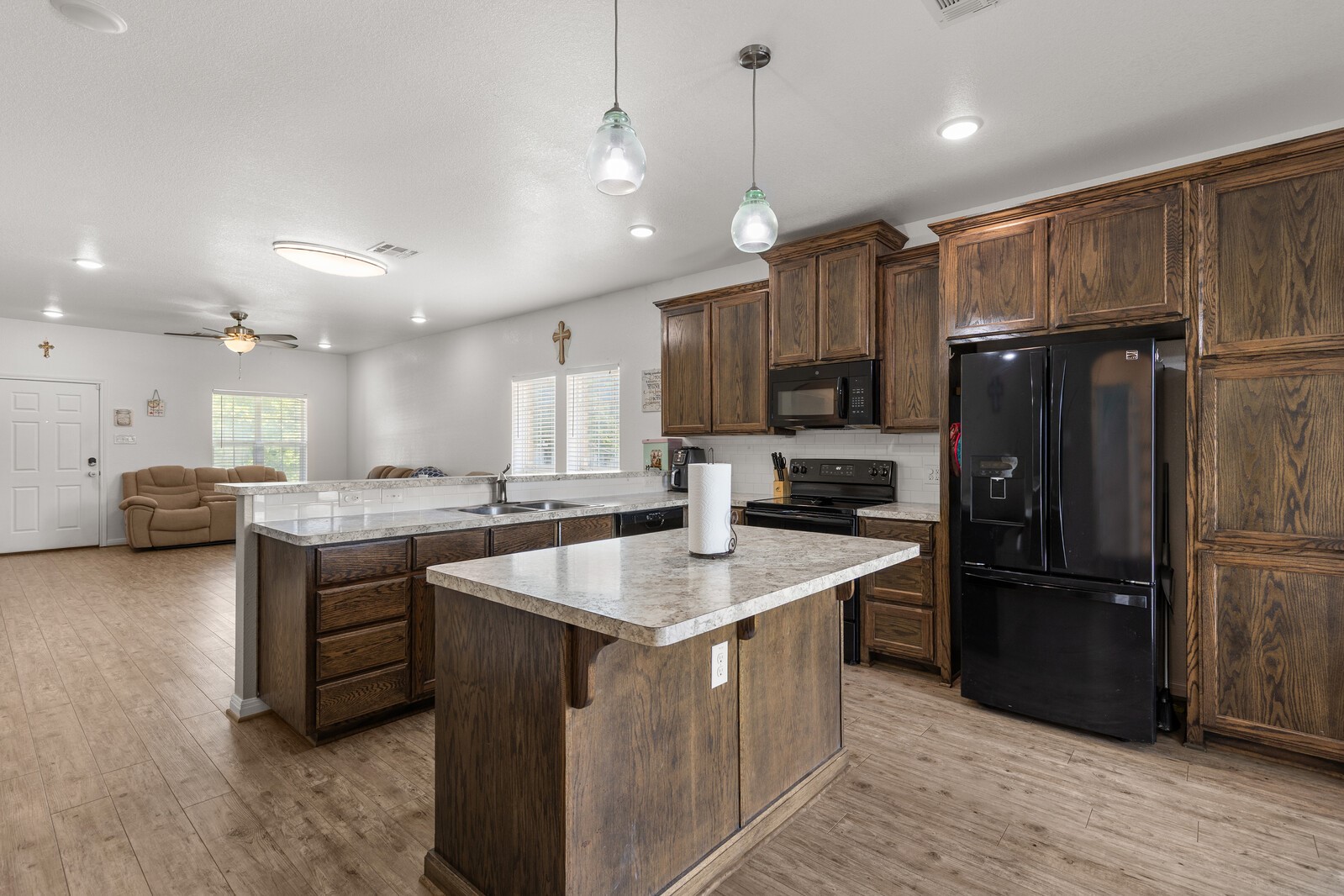 300 N Bermuda Street Lacy Lakeview TX 76705