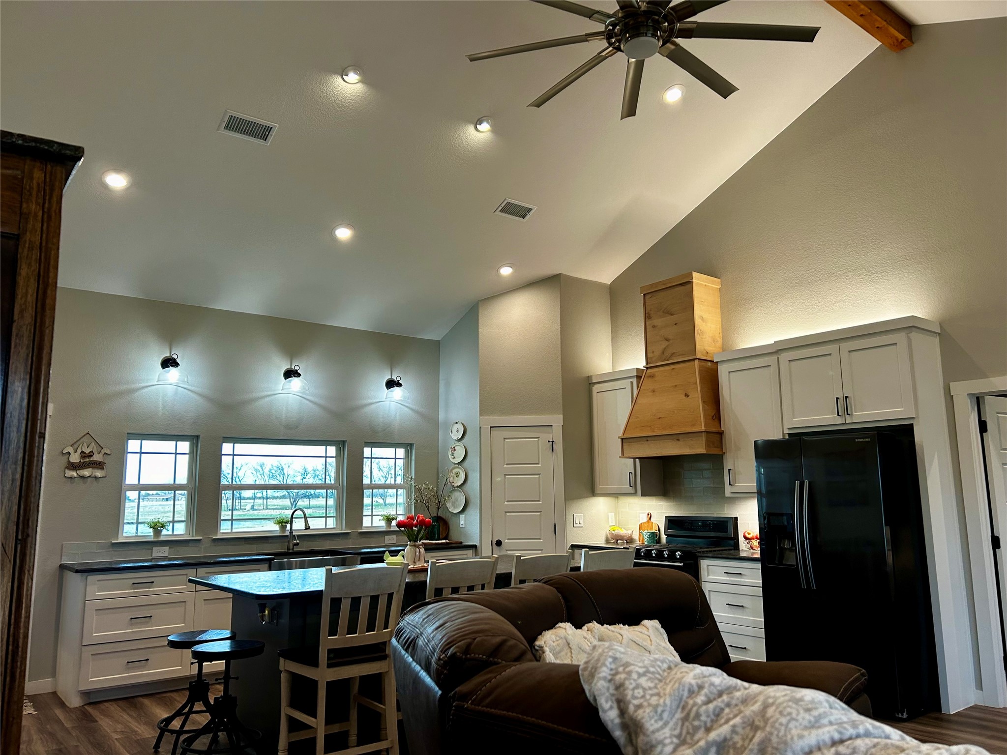 595 County Road 2870 Honey Grove TX 75446