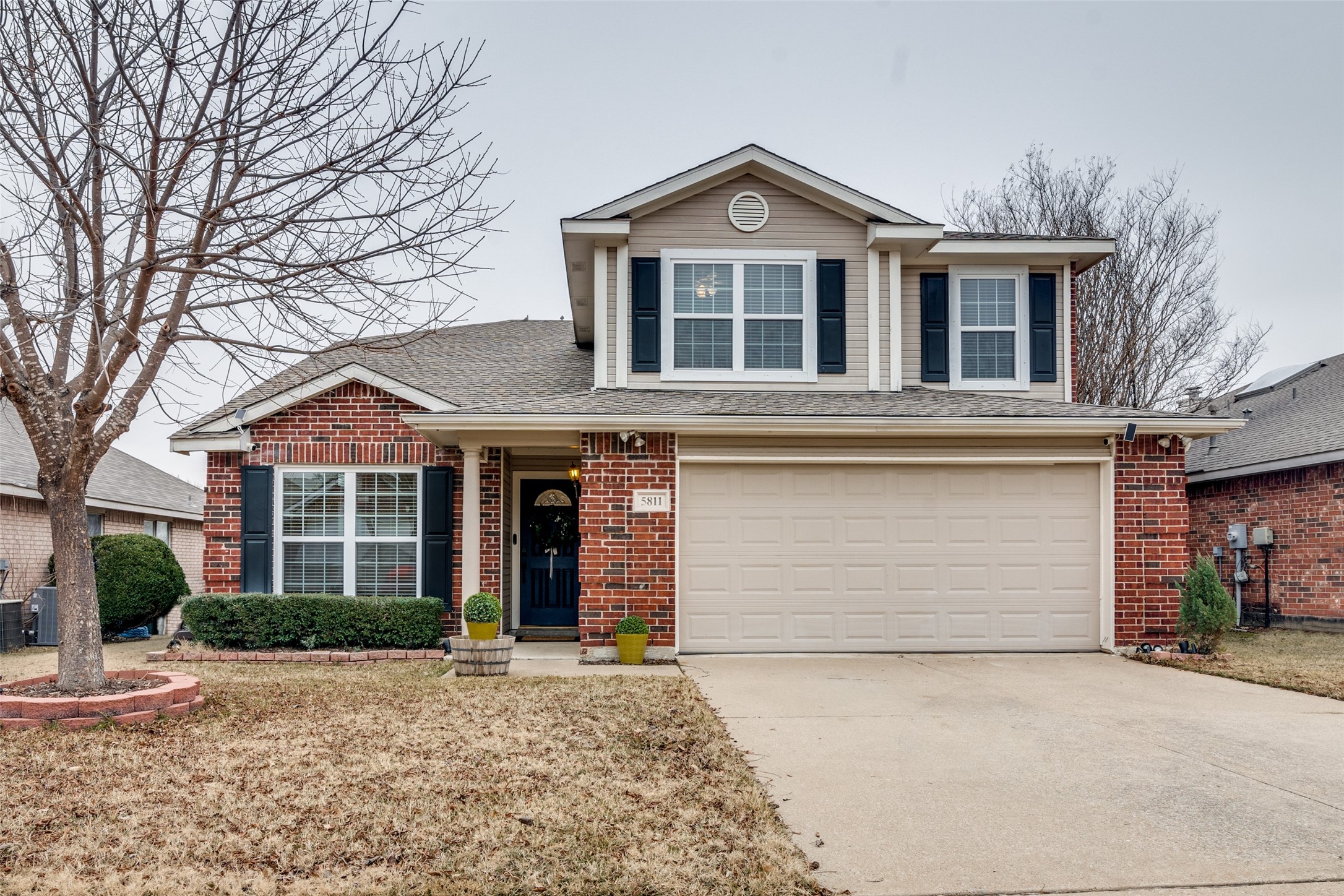 5811 Vista Park Lane Sachse TX 75048