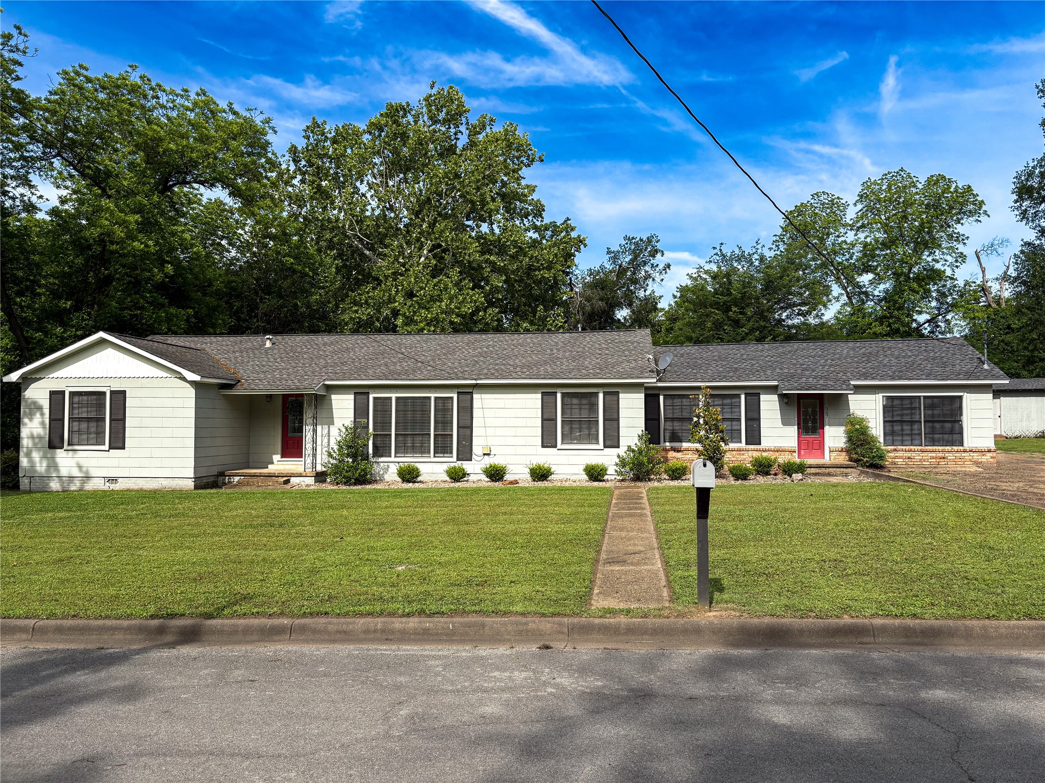 367 Pecan Street Van TX 75790