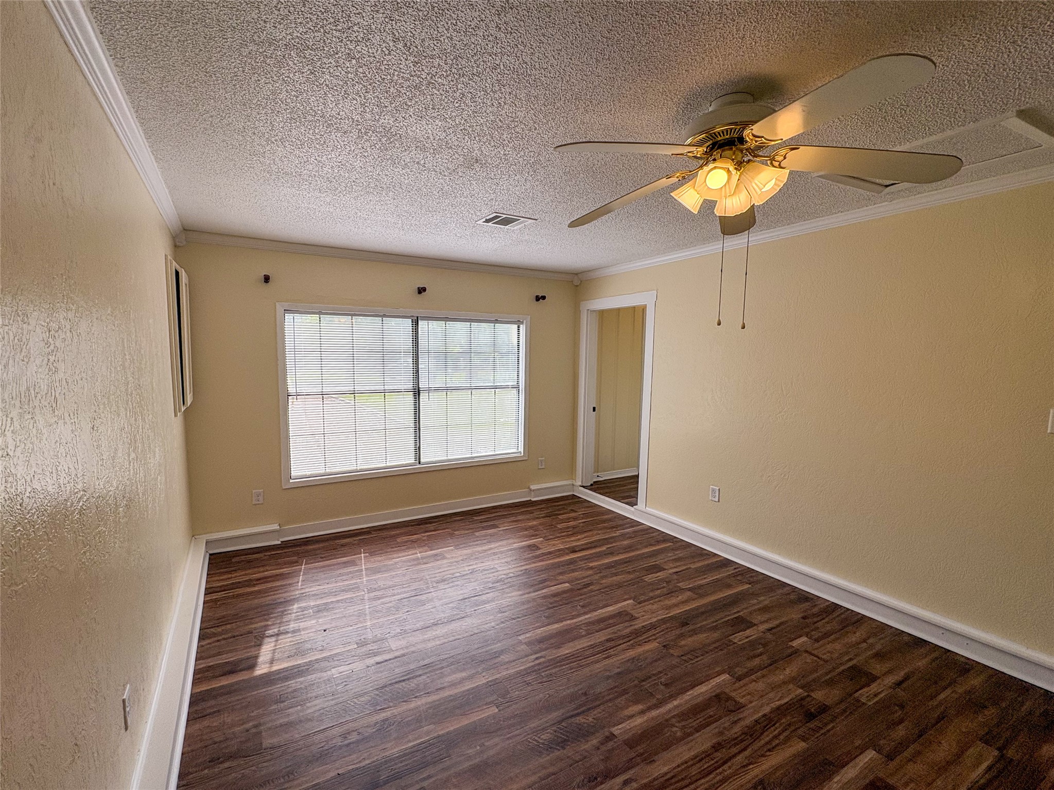 367 Pecan Street Van TX 75790