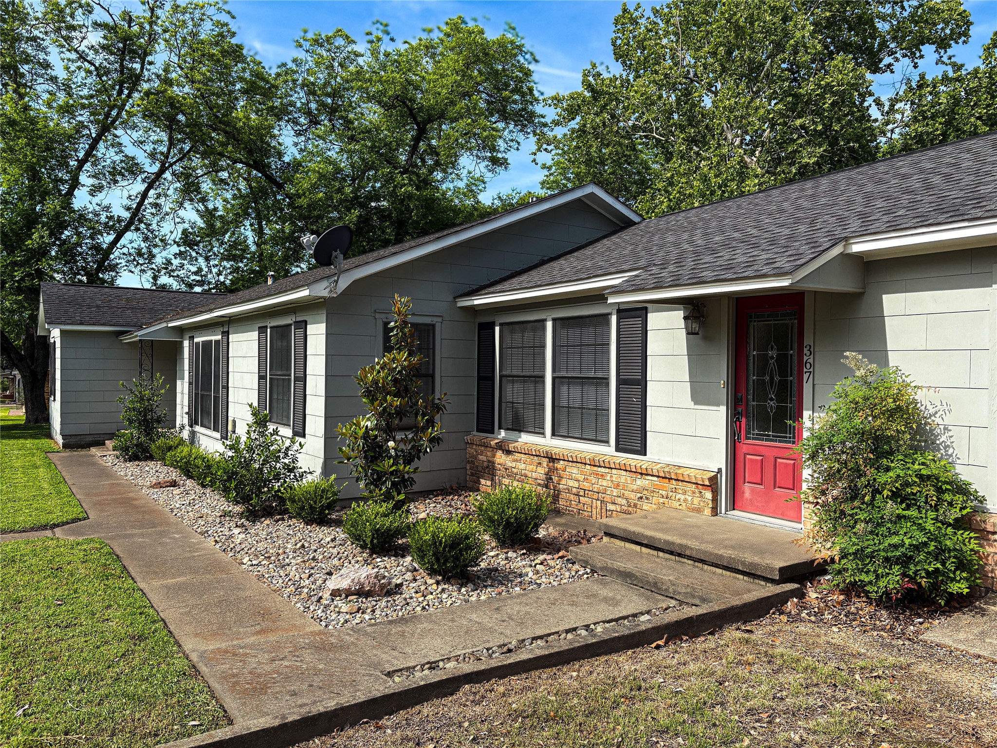 367 Pecan Street Van TX 75790