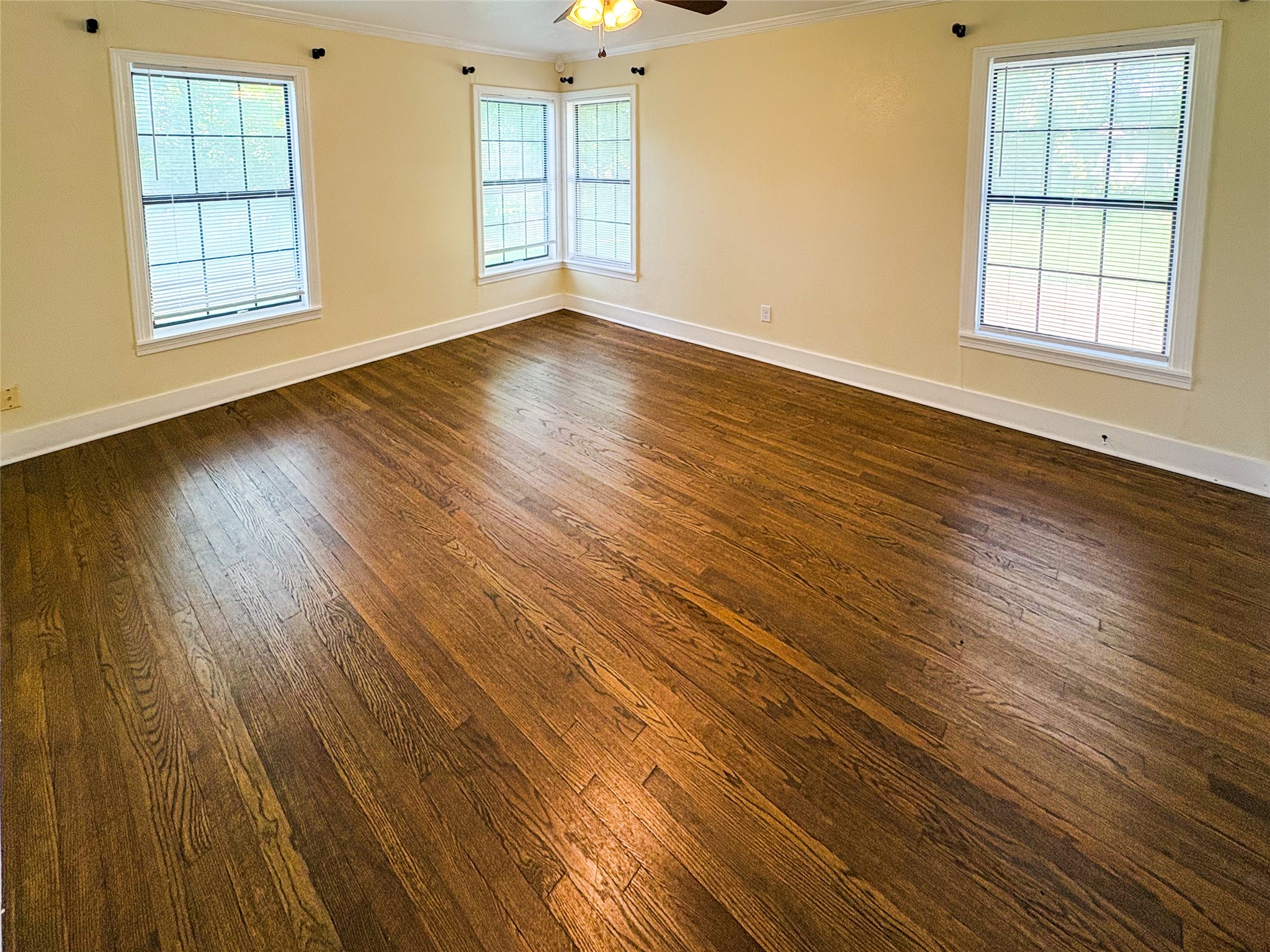 367 Pecan Street Van TX 75790