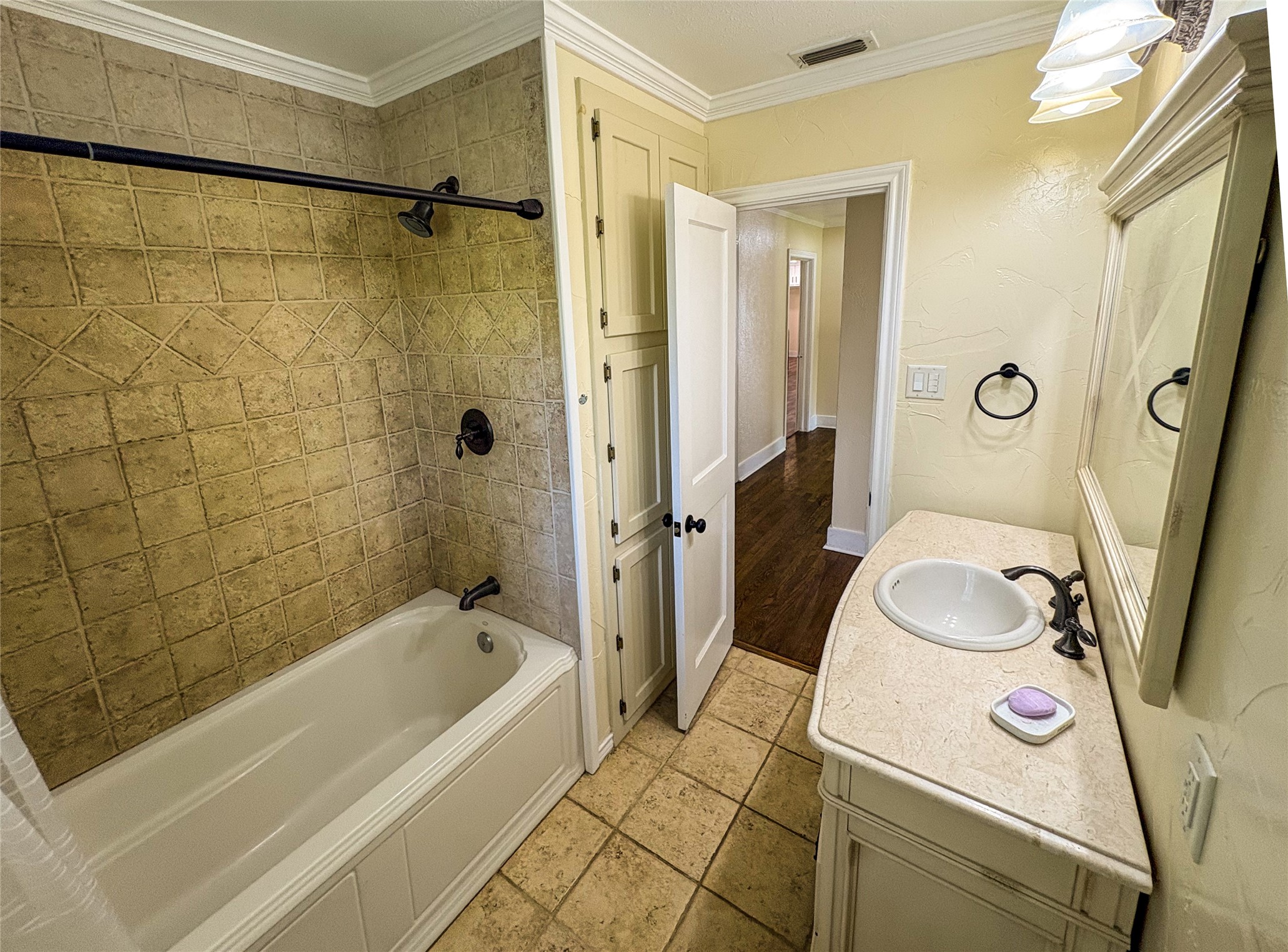 367 Pecan Street Van TX 75790