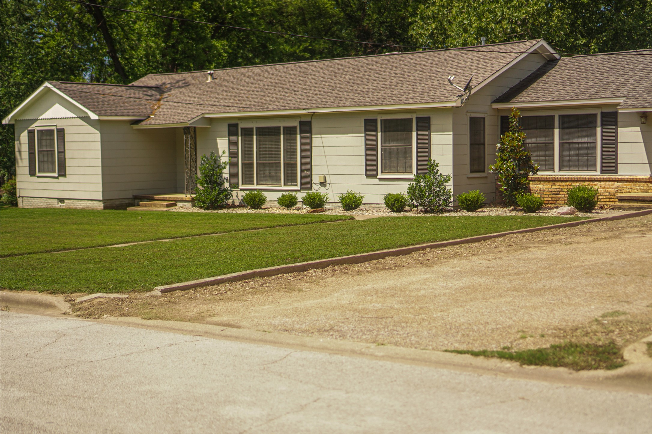 367 Pecan Street Van TX 75790