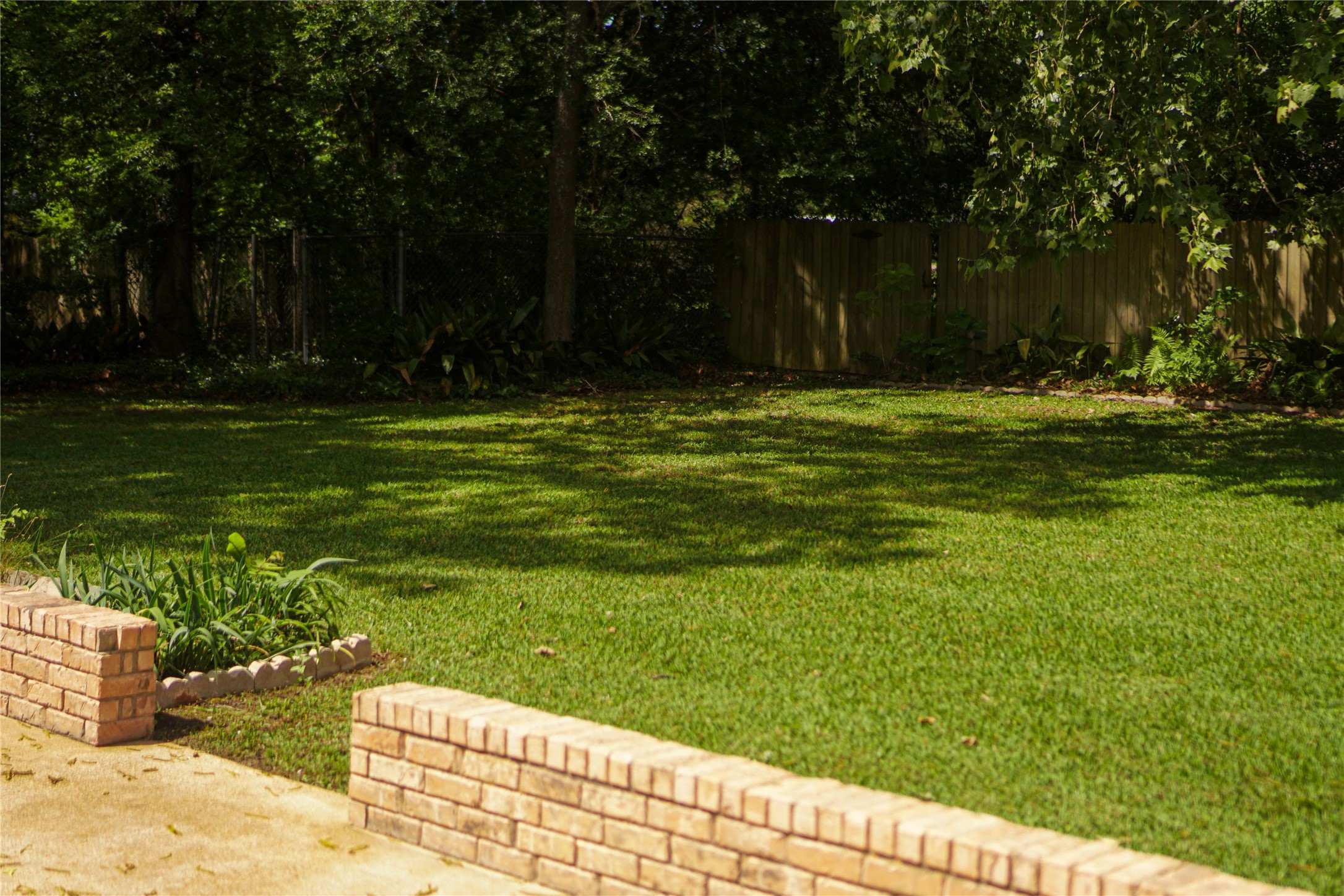 367 Pecan Street Van TX 75790
