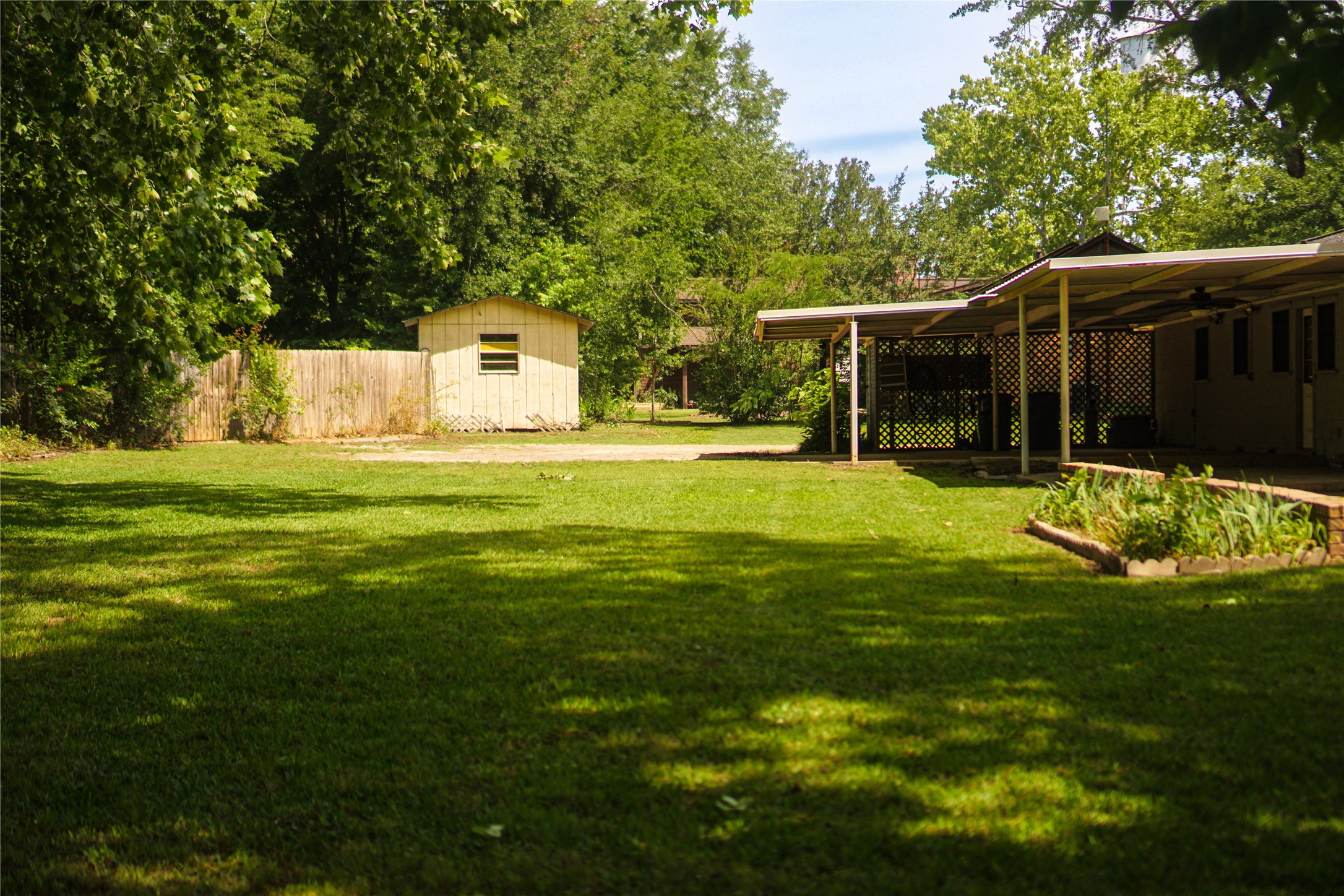 367 Pecan Street Van TX 75790