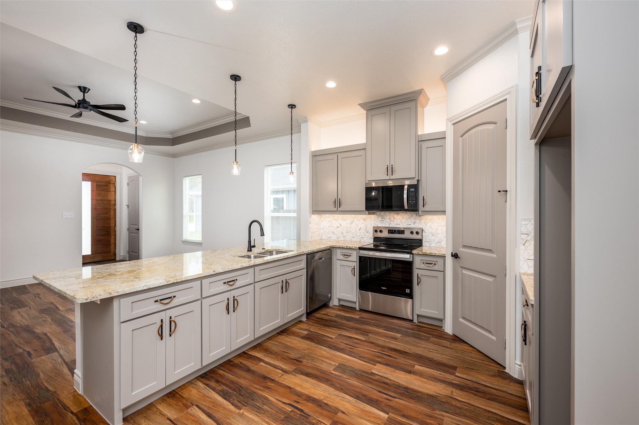 595 Kontiki Drive Tool TX 75143