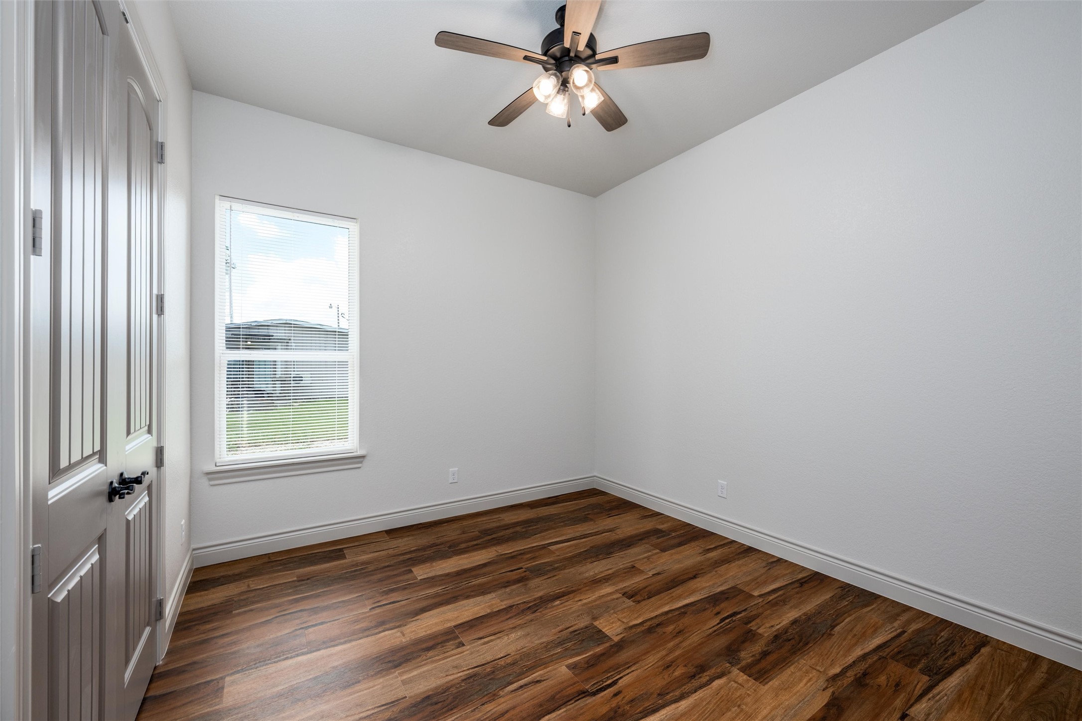 595 Kontiki Drive Tool TX 75143