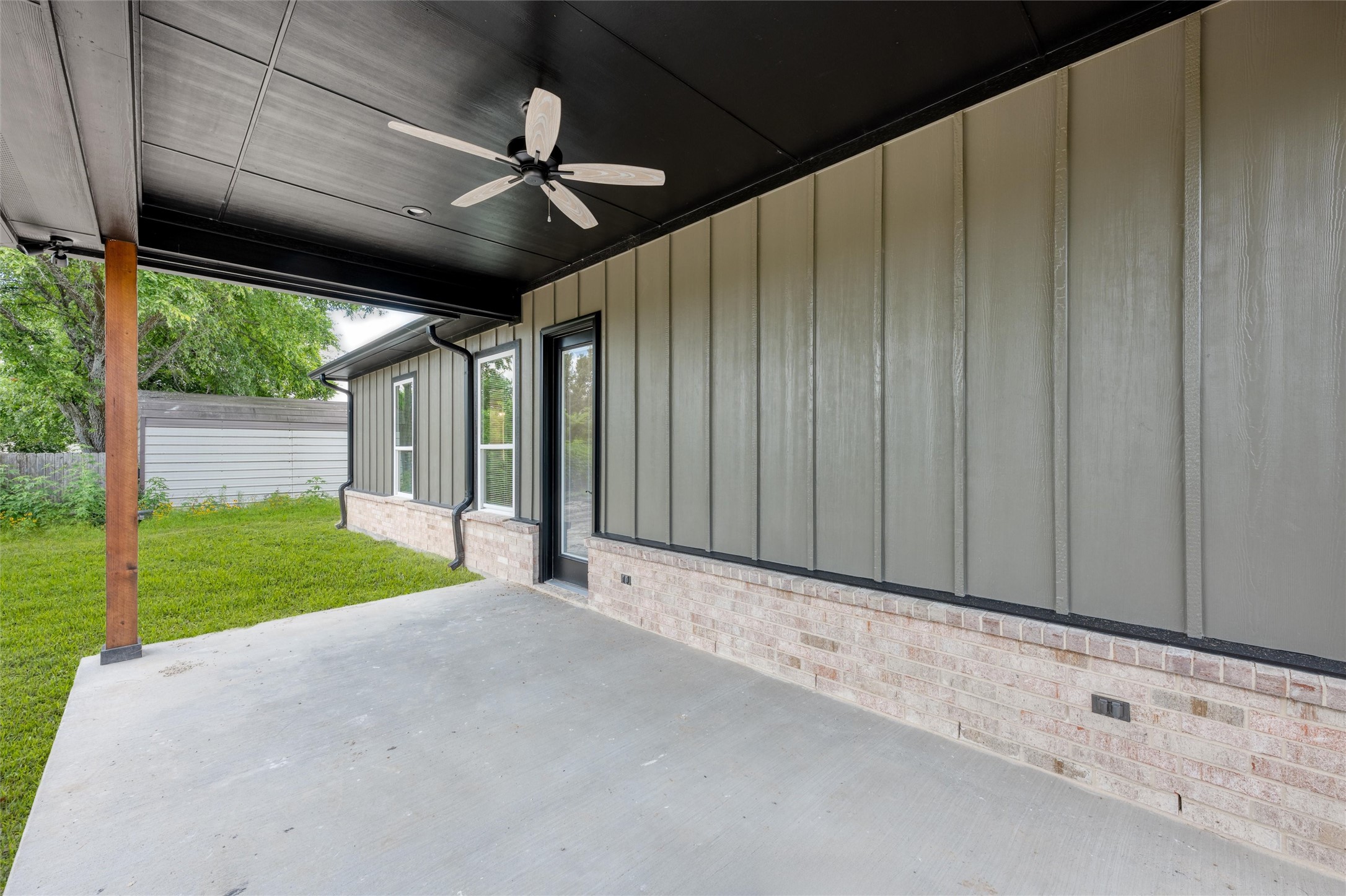 595 Kontiki Drive Tool TX 75143